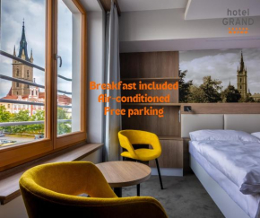 Hotel Grand, Caslav